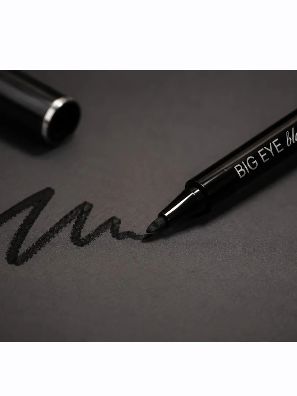 Black Liquid Eyeliner - Precision Eye Liner